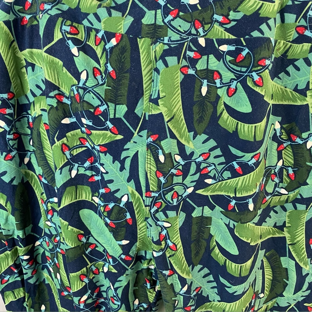 LuLaRoe TC2 Holiday Tropical Print Leggings
